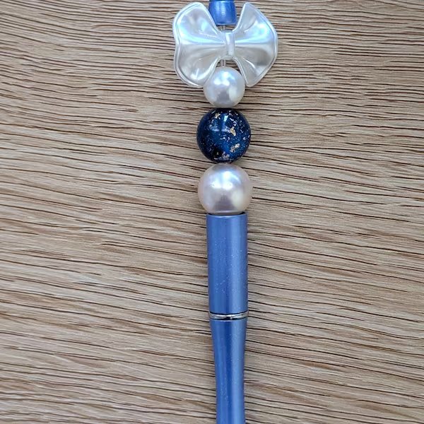 Blue Pearl Bow Beaded Pen